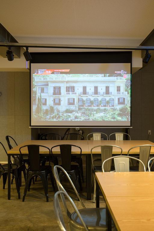 Story In Jeju Guesthouse Exterior photo