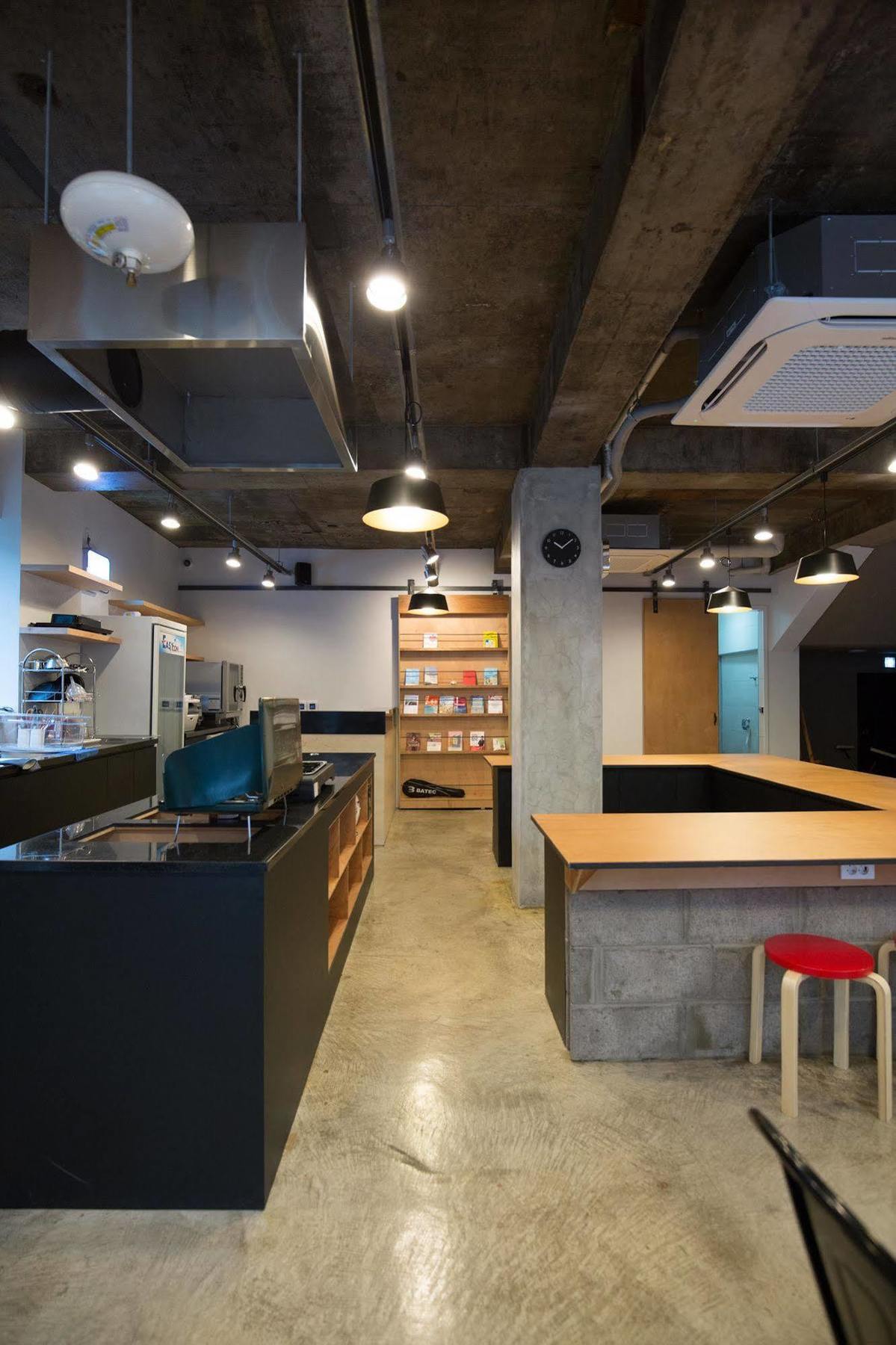 Story In Jeju Guesthouse Exterior photo